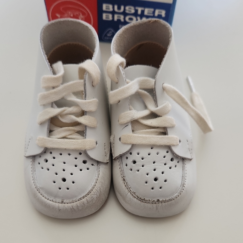 Vintage  Buster Brown White Baby Cradle Shoes High-Top Leather